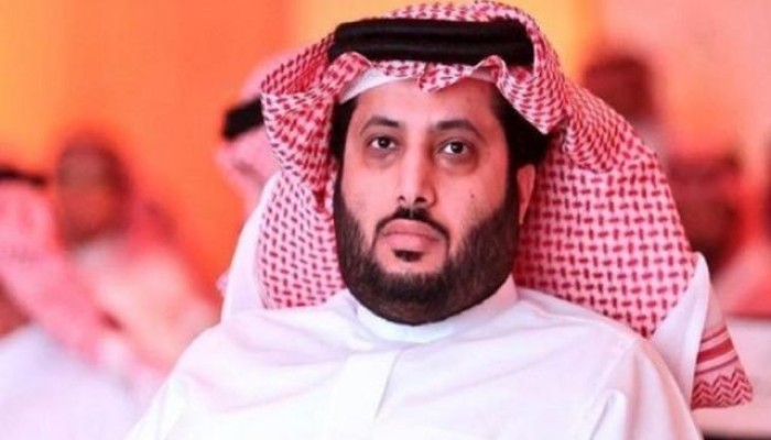 تلميحات الكترونية لدور لمحمود السيسي وراء مغادرة تركي آل الشيخ مصر