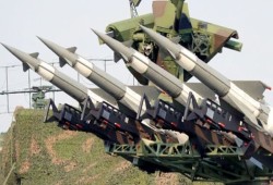 «ميدل إيست آي»: مصر أبرمت اتفاقًا سريًا مع أوروبا.. الصمت مقابل السلاح