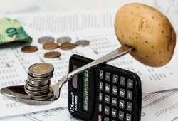 فايننشال تايمز: مصر مهددة بمصير سريلانكا