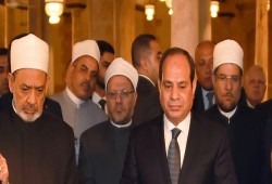 الإذاعة البريطانية: صراع مكتوم بين الأزهر والسيسي حول السلطة الدينية