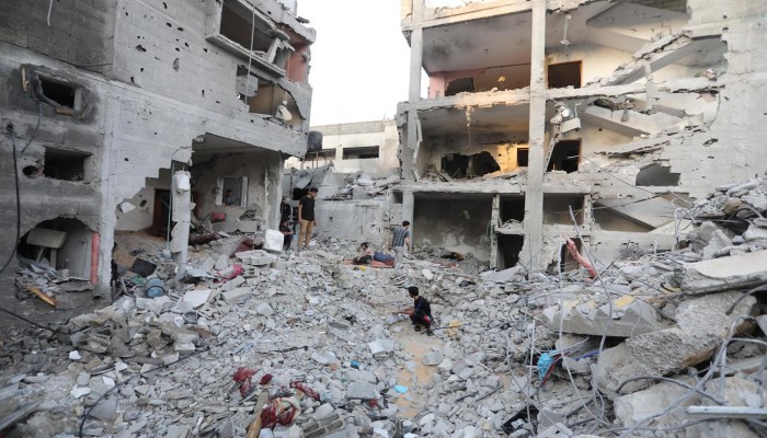 بعد ارتقاء 43 شهيدًا.. هل ينجح اتفاق وقف إطلاق النار في غزة بوساطة مصرية؟