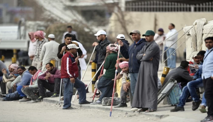 على غرار السعودية.. تكويت الوظائف يهدد قرابة 800 ألف مصري يعمل بالكويت