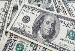 الدولار الجمركي يصل لأعلى سعر لأول مرة في تاريخ مصر