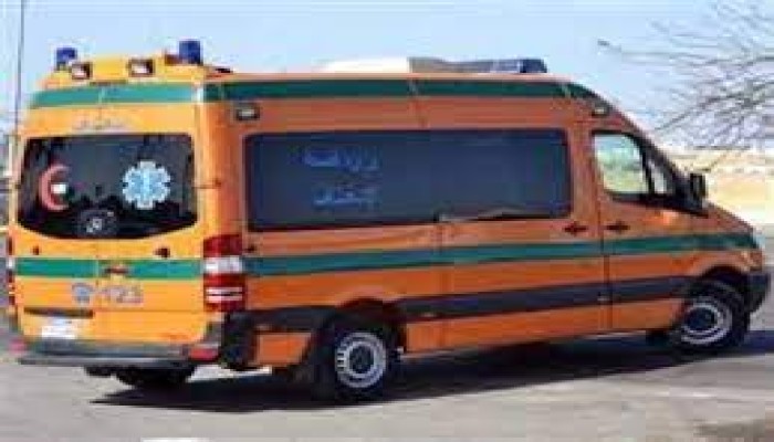 إصابة 13 شخصا فى تصادم سيارة نقل مع حافلة ركاب بشرم الشيخ
