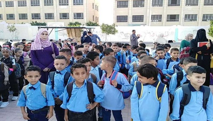 ملايين الطلاب يتوجهون إلى المدارس والجامعات والأسر تشد الحزام لتدبير نفقاتهم