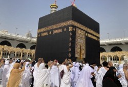 كل ما تريد معرفته عن إعلان السعودية عمرةً بأسعار مخفضة للمصريين