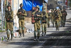 الاحتلال يقتحم مدارس الإيمان بالقدس المحتلة