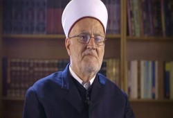 الشيخ عكرمة صبري يدعو لمواصلة شد الرحال للأقصى لحمايته من "التهويد"