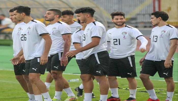 ملعب التدريب أزمة الفراعنة قبل معسكر نوفمبر