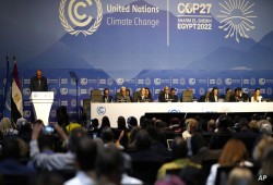 حتى الأجانب لم يسلموا.. تطبيق “Cop27” أداة جديدة لقمع ومراقبة النشطاء