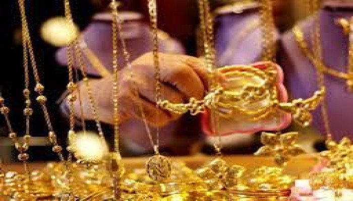 رغم إنخفاضه عالميا ...إرتفاع غير مسبوق بأسعار الذهب ثلاثون جنيها فى الجرام الواحد