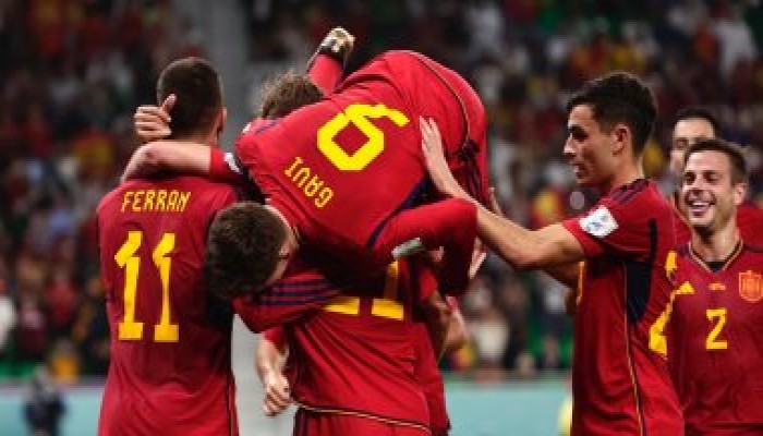 مواجهة نارية بين إسبانيا وألمانيا فى كأس العالم