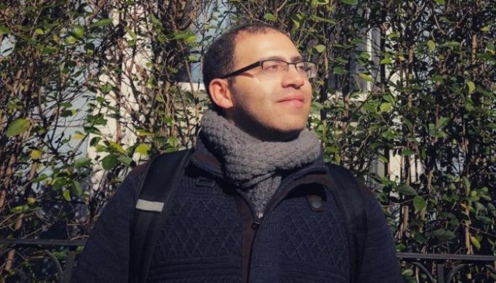 محمد أبو الغيط.. الطبيب والصحفي الذي قضى حياته "باحثا عن الضوء"