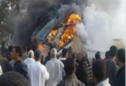 مصرع وإصابة 6 أشخاص في حريق سيارة على الطريق الدولى