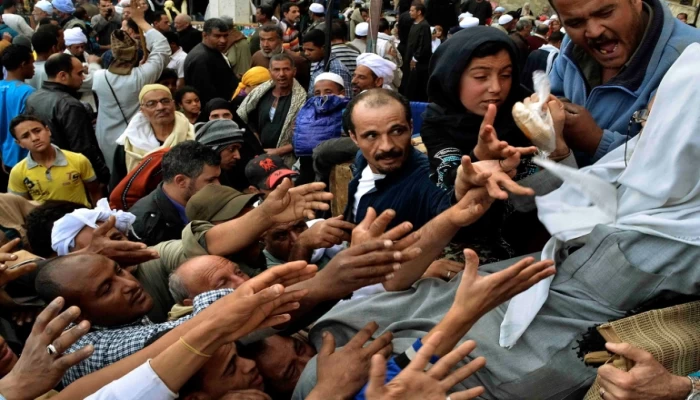 فقر وبطالة وضرائب.. كيف يتأثر المواطن من حجم الديون على مصر؟