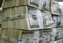 كارثة أضخم ديون غير مسبوقة تمر بمصر عبر تاريخها.. كم تبلغ؟