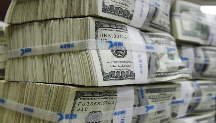 كارثة أضخم ديون غير مسبوقة تمر بمصر عبر تاريخها.. كم تبلغ؟