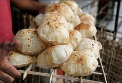 ارتفاع سعر الخبر السياحي إلى 2 جنيه للرغيف