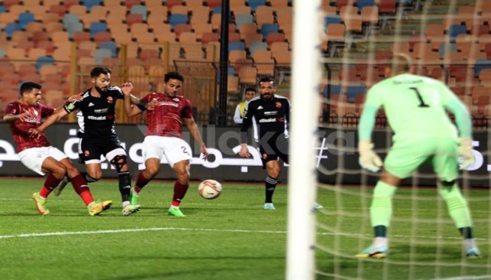 الأهلي يواصل نزيف النقاط بالتعثر أمام سيراميكا