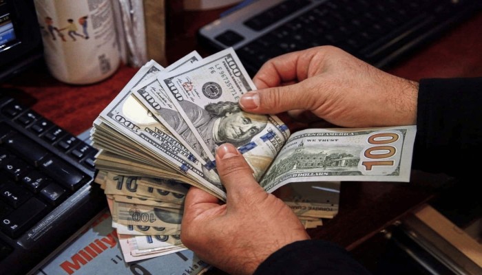 هل اقتربت نهاية السوق السوداء المصرية للدولار؟
