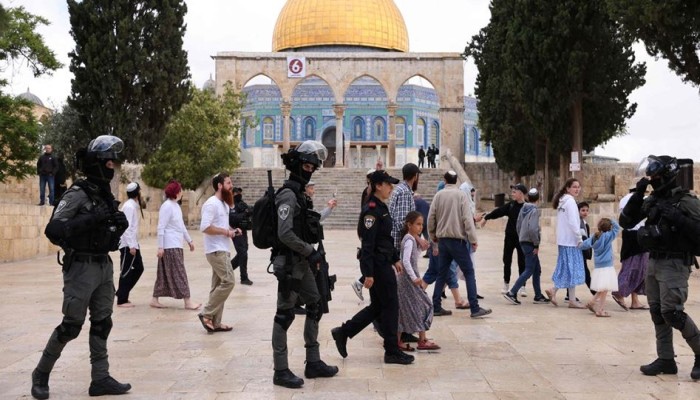 لجنة القدس تدعو السلطة لرفع انتهاكات الاحتلال بالأقصى إلى الجنائية