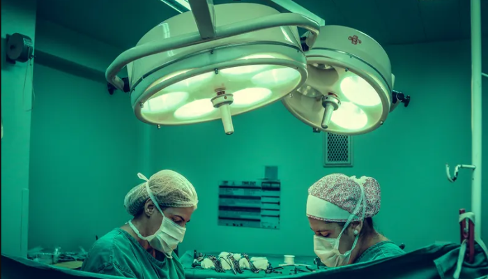 بعد فشل الأولى.. برنامج زراعة الرئة يستعد لإجراء العملية الثانية