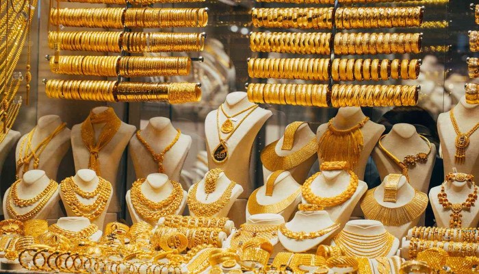 أسعار الذهب اليوم الأربعاء وعيار 21 يسجل 1800جنيه للجرام