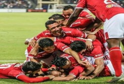 الأهلي يعمق جراح الزمالك بثلاثية نظيفة و"فيريرا" أول الضحايا