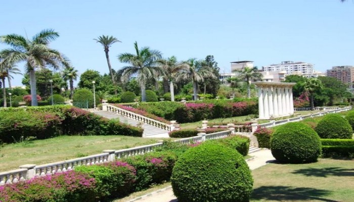 بلدوزر السيسي يهدم حدائق انطونيادس التاريخية في الإسكندرية
