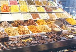 يسبب سرطان الكبد والبروستاتا والثدي.. تحذيرات من ياميش رمضان المخزن
