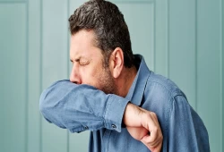 10 نصائح طبية للتخلص من السعال