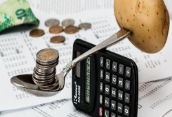 ارتفاع معدل التضخم السنوي لشهر فبراير الماضي 32.9%