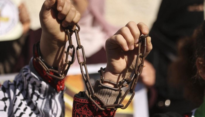 ميدل إيست آي: هكذا تمكن المحكمة العليا الإسرائيلية من تعذيب الأسرى الفلسطينيين