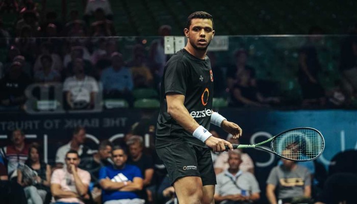 بسبب اللعب الخطير.. إيقاف المصنف الأول عالميا مصطفى عسل لاعب الإسكواش