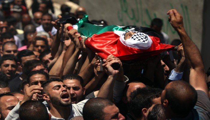 استشهاد فلسطينيين في نابلس.. والاحتلال يعتقل 10 مواطنين بالضفة