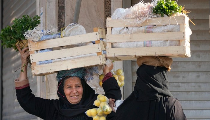 خبيرة اقتصادية: خفض الجنيه لا يضمن تدفق الاستثمارات وقد يتأخر لهذا السبب