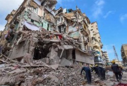 رغم صدور أمر إزالة.. من المسئول عن مقتل 6 أشخاص بانهيار عقار في الإسكندرية؟