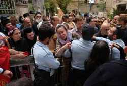 "أوروبيون لأجل القدس" تدين اعتداء الاحتلال على المسيحيين في القدس