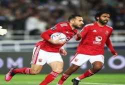 كولر يستقر على أسلحة الأهلي في مواجهة الرجاء