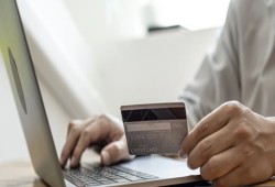 نصائح للحفاظ على أمان بياناتك عند التسوق عبر الإنترنت