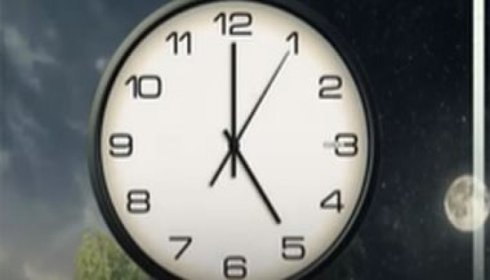 اعتبارا من الساعة 12 صباحا.. استعد لتقديم ساعتك 60 دقيقة الليلة
