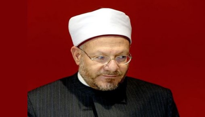 وكيل الأزهر وناشطون يعلقون على فتوى "شارب الخمر" لمفتي الدماء شوقي علام