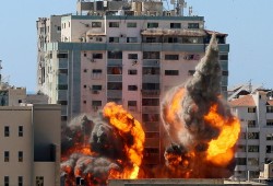 11 معلومة لا تعرفها عن القنبلة الأمريكية الذكية (GBU-39) التي استخدمت في عمليات الاغتيال بـ"غزة"؟