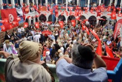 مقتل 5 بينهم منفذ العملية في هجوم قرب كنيس يهودي في تونس