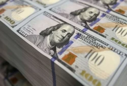 أسوأ أزمة تمر بها مصر.. نقص الدولار يخنق الأعمال ويعيق الاستثمار