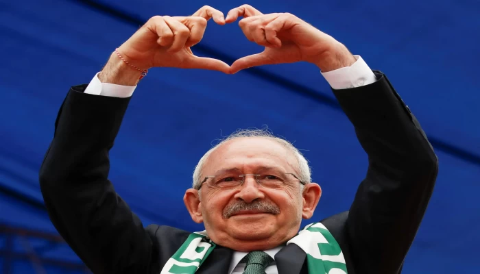 "ميدل إيست آي" ينتقد كليجدار أوغلو: لا أحد يصدقك الآن في تركيا