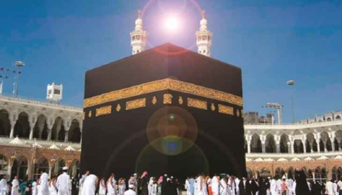 مكة المكرمة على موعد مع ظاهرة فلكية اليوم