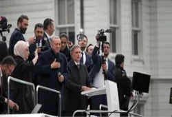 أردوغان يكسر لأول مرة تقاليد إعلان فوزه بالانتخابات