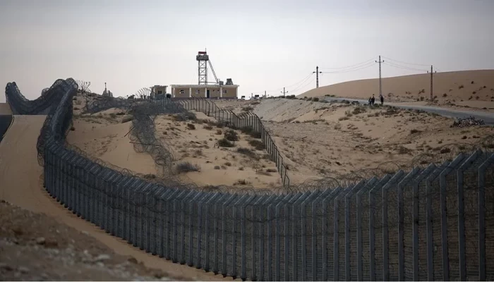 مقتل 3 جنود صهاينة في عملية إطلاق نار على الحدود المصرية