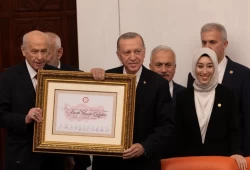 أردوغان يؤدي اليمين الدستورية رئيسا لتركيا لفترة رئاسية ثالثة
